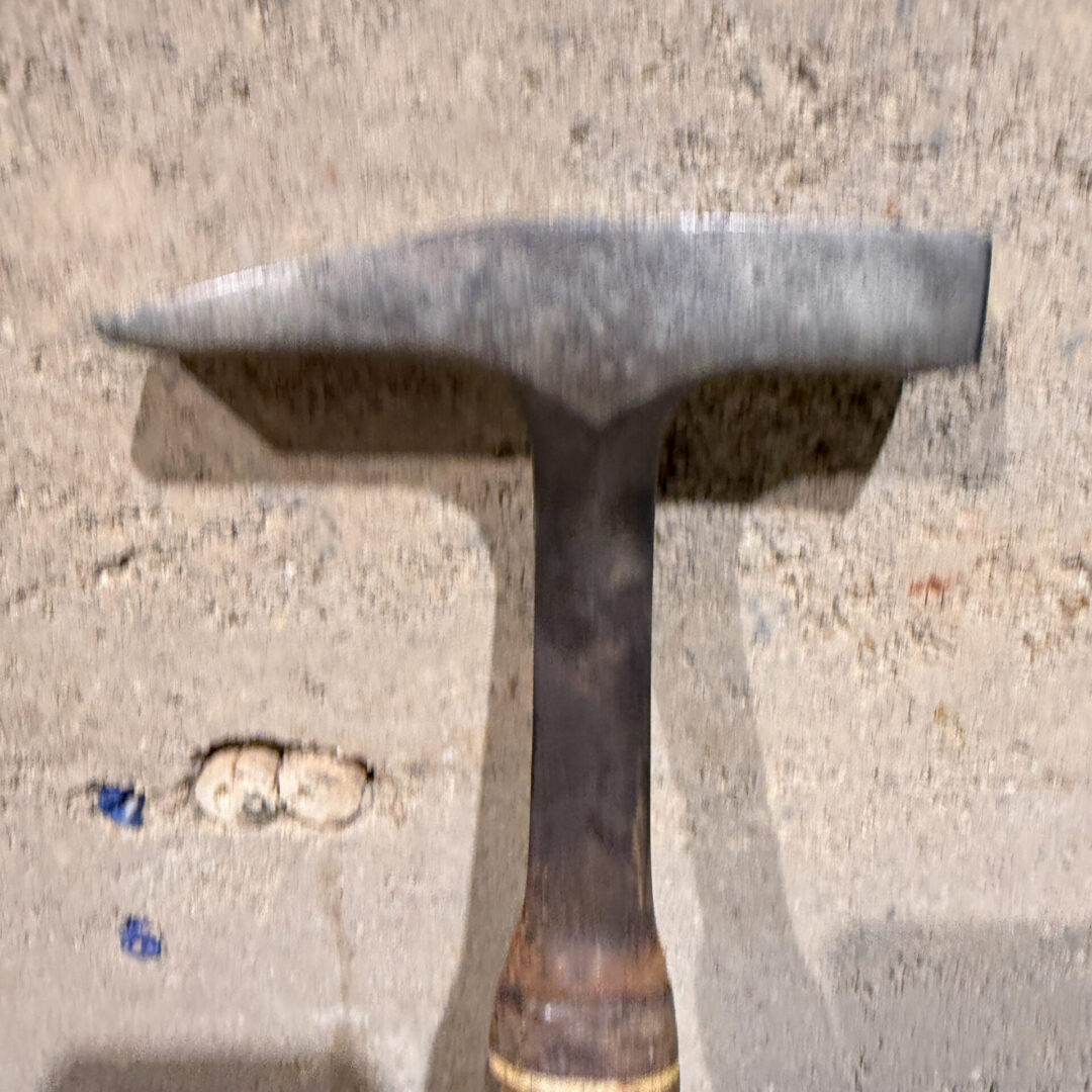 Leather-Handle-Hammer-Flat-05-26-RR (2 of 12)