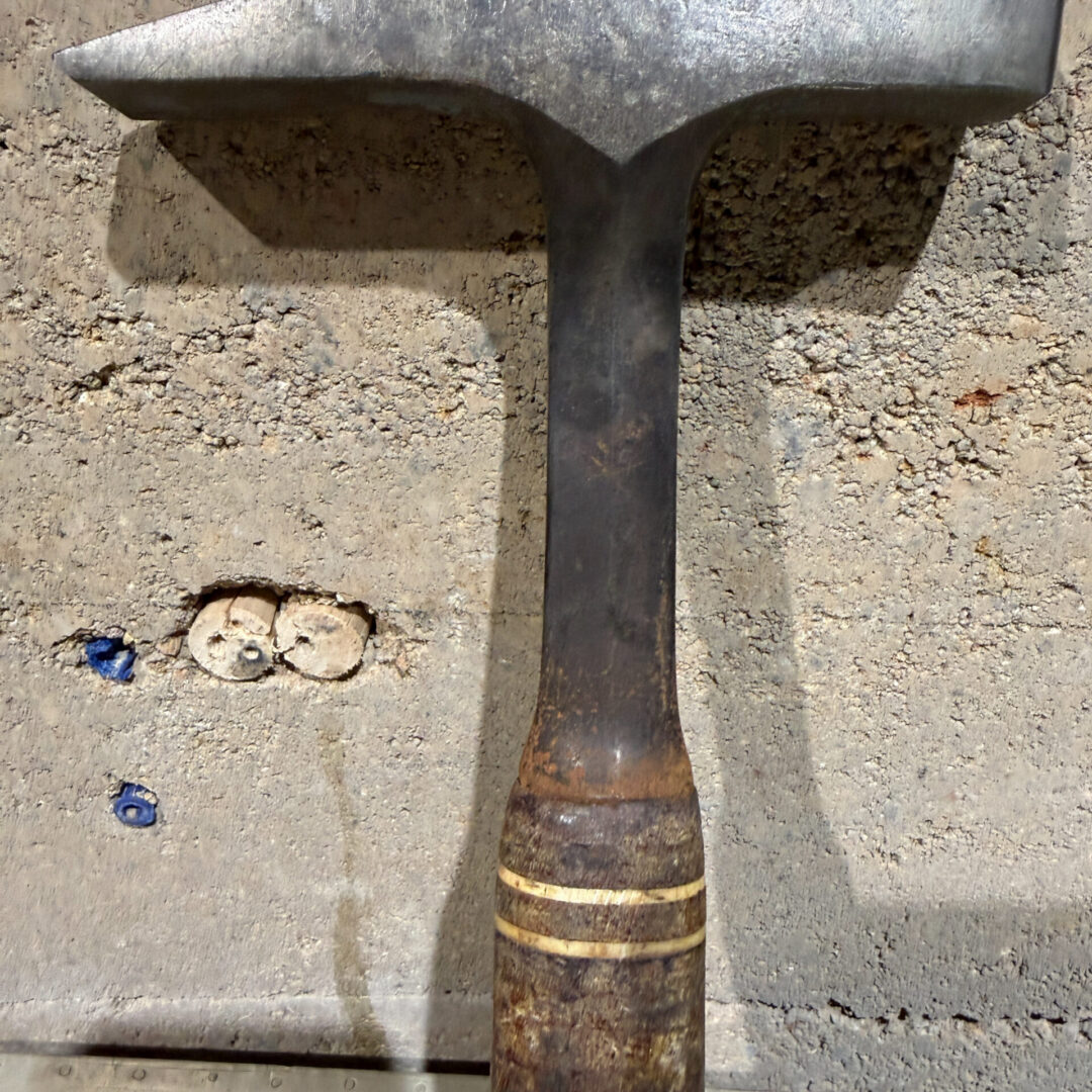 Leather-Handle-Hammer-Flat-05-26-RR (3 of 12)