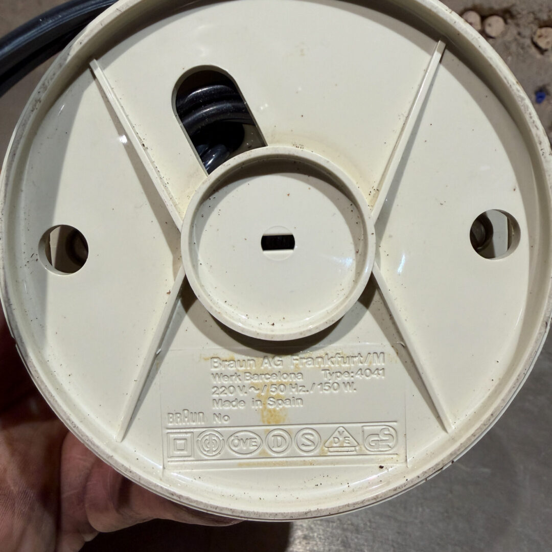 Braun-Coffee-Grinder-05-26-RR (4 of 9)