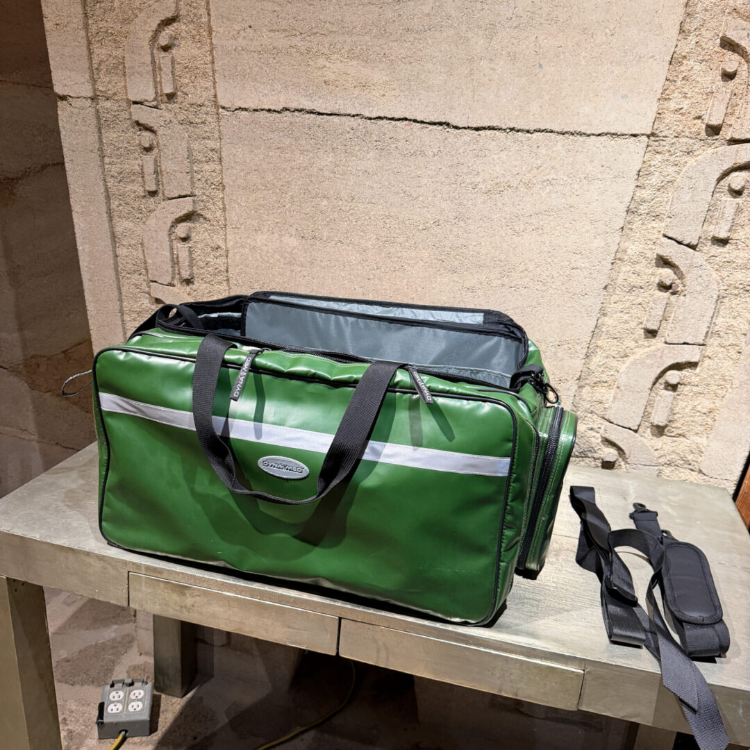 Dynamed-Green-Medical-Bag-06-26-RR (1 of 13)