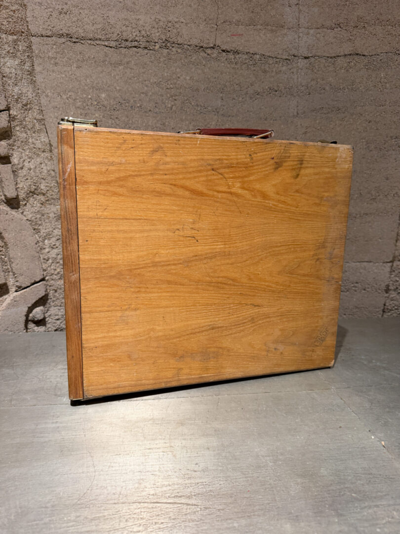 Aron-Brothers-Painter-Ease-Box07-26-RR (1 of 9)