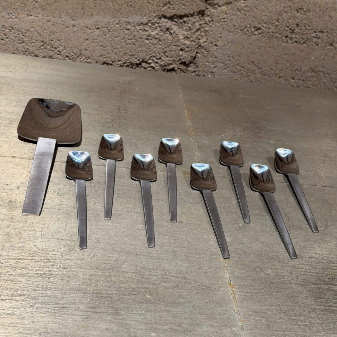 Austria-Stainless-Spoons-07-26-RR (10 of 20)