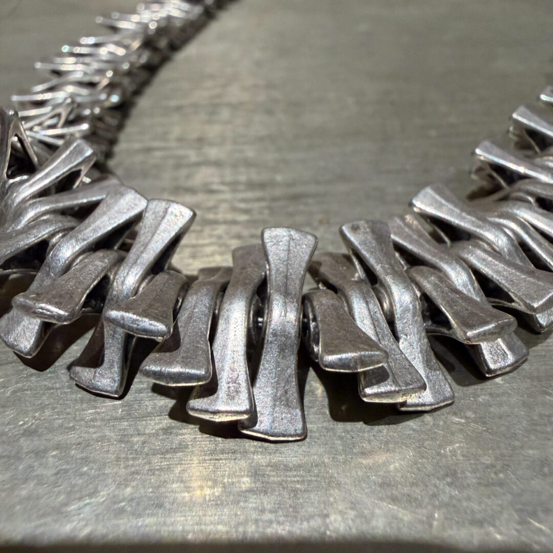 Brutalist-Aluminum-Necklace-07-26-RR (6 of 11)