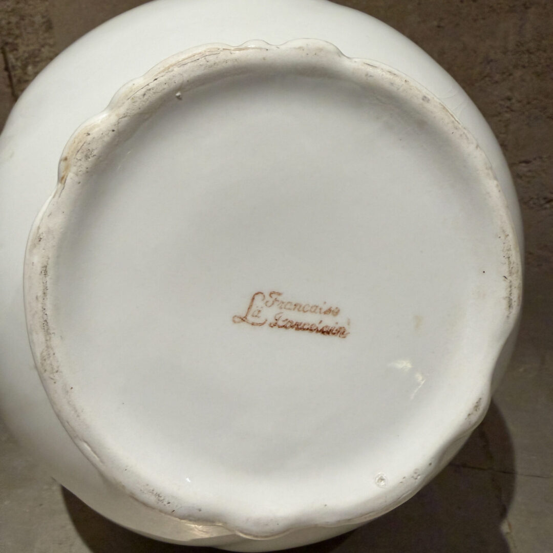 Francaise-La-Porcelain-Water-Pitcher-07-26-RR (11 of 13)