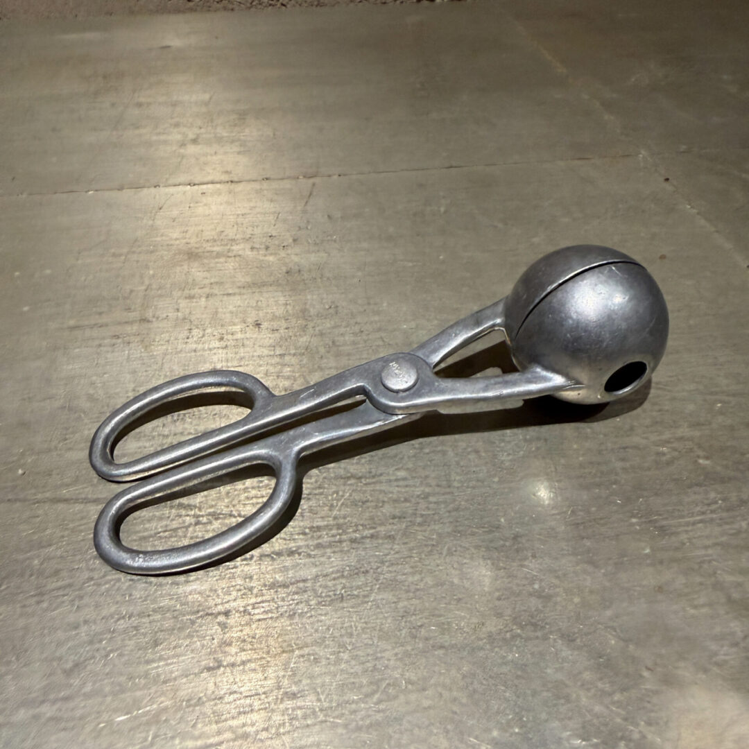 Japan-Alum-Ice-Scooper-07-26-RR (10 of 10)