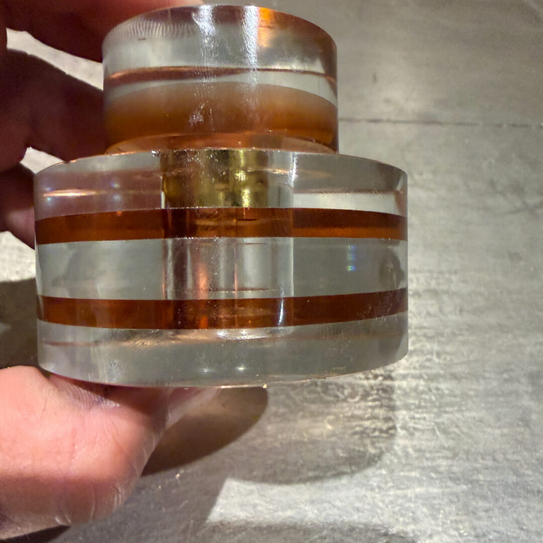 Deco-Style-Layeres-Glass-Perfume-Bottle-08-26-RR (7 of 12)