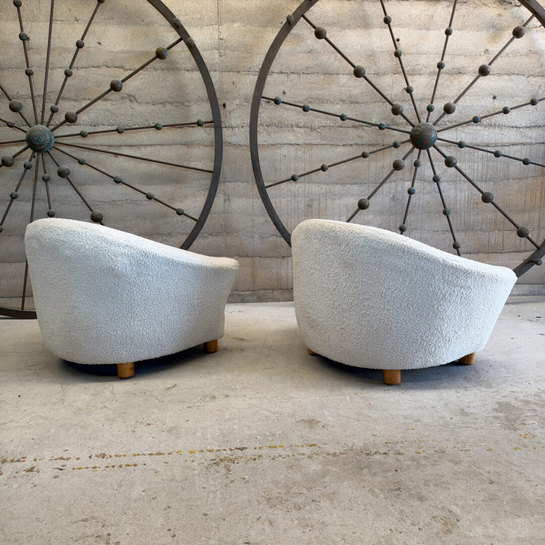 White-French-Polar-Chairs-Old-PL-10-26 (11 of 14)