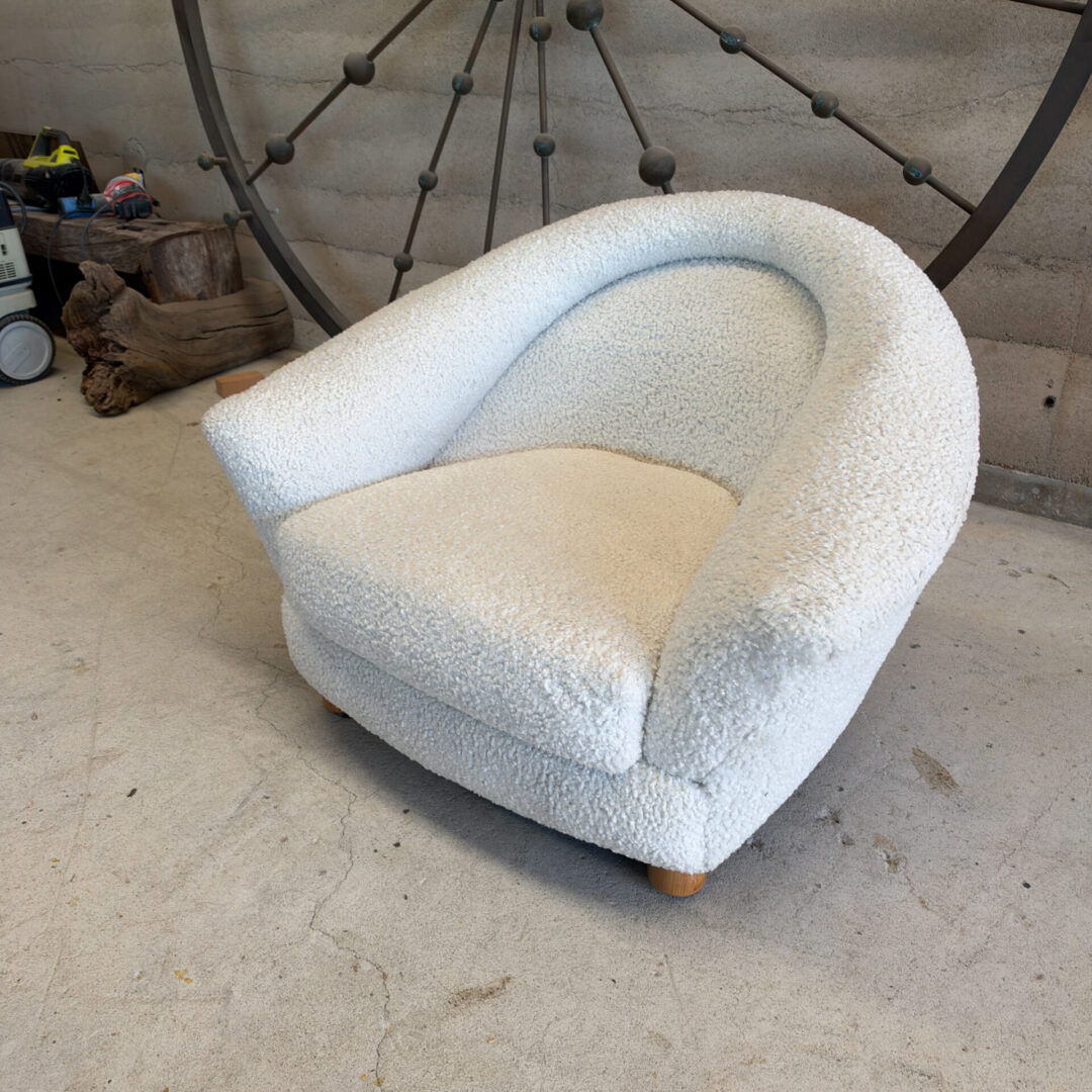 White-French-Polar-Chairs-Old-PL-10-26 (5 of 14)